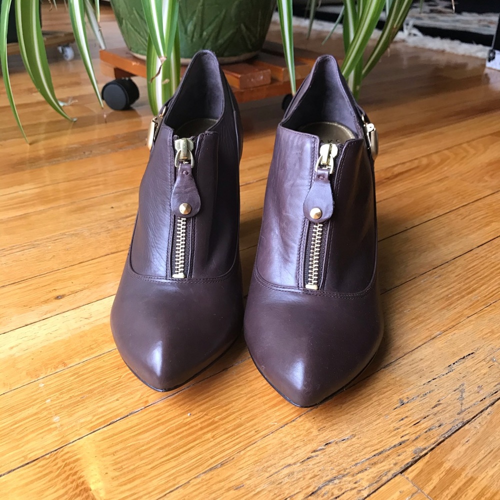 💕Saks Fifth Avenue  Matte Baby Bootie - Picture 2 of 5